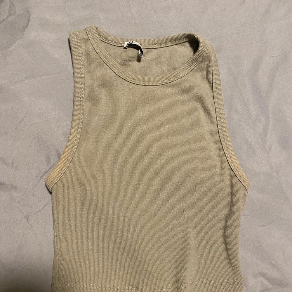 Women's Sleeveless Tan Top
